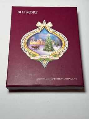 Biltmore Estate Christmas at Biltmore 2016 Limited Edition Ornament Tree Scene